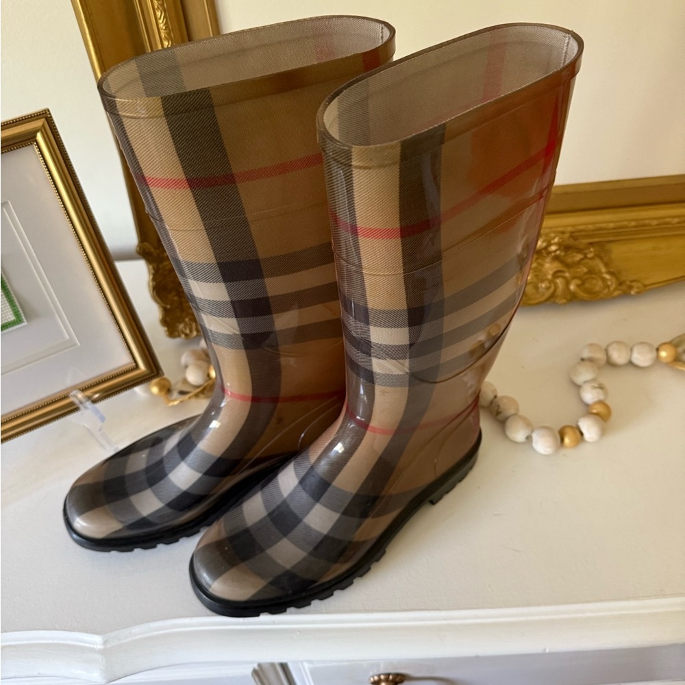 Burberry Checkered Rain Boots